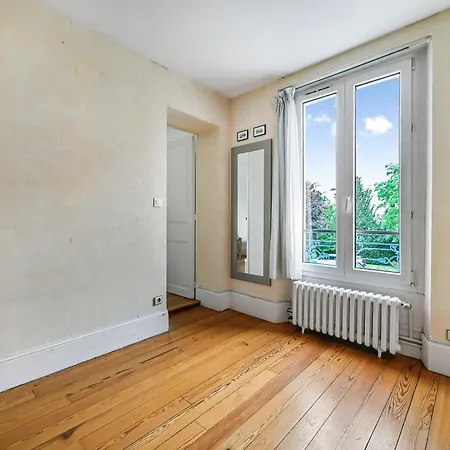Дом отдыха L'ecrin Parisien - Proche Paris - 10 Pers *